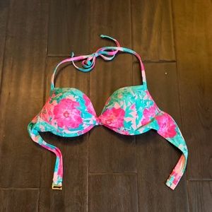 👙 2/$15 Xhilaration large push-up bikini top